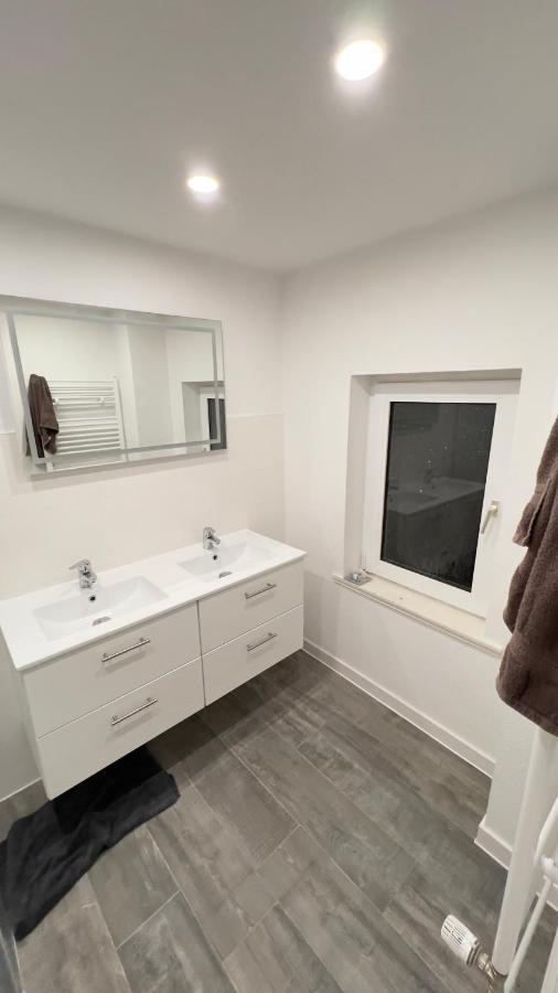 Geraeumiges City-Apartment Mit 2 Badezimmer Und Parkplaetzen D46-Og Oldenburg Eksteriør billede