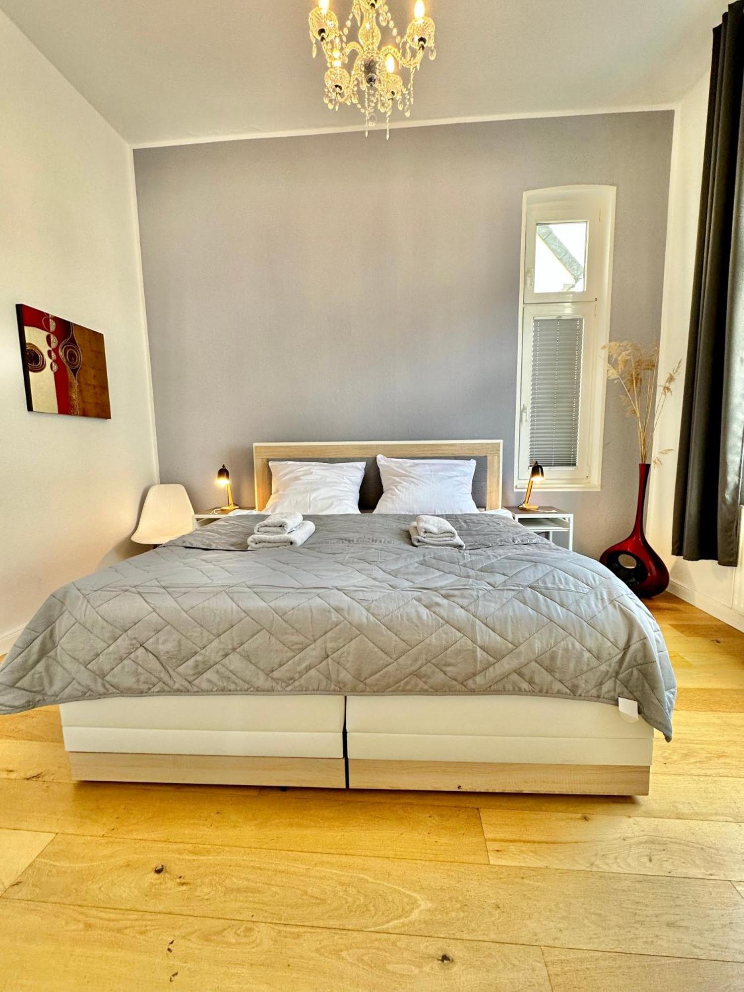 Geraeumiges City-Apartment Mit 2 Badezimmer Und Parkplaetzen D46-Og Oldenburg Eksteriør billede