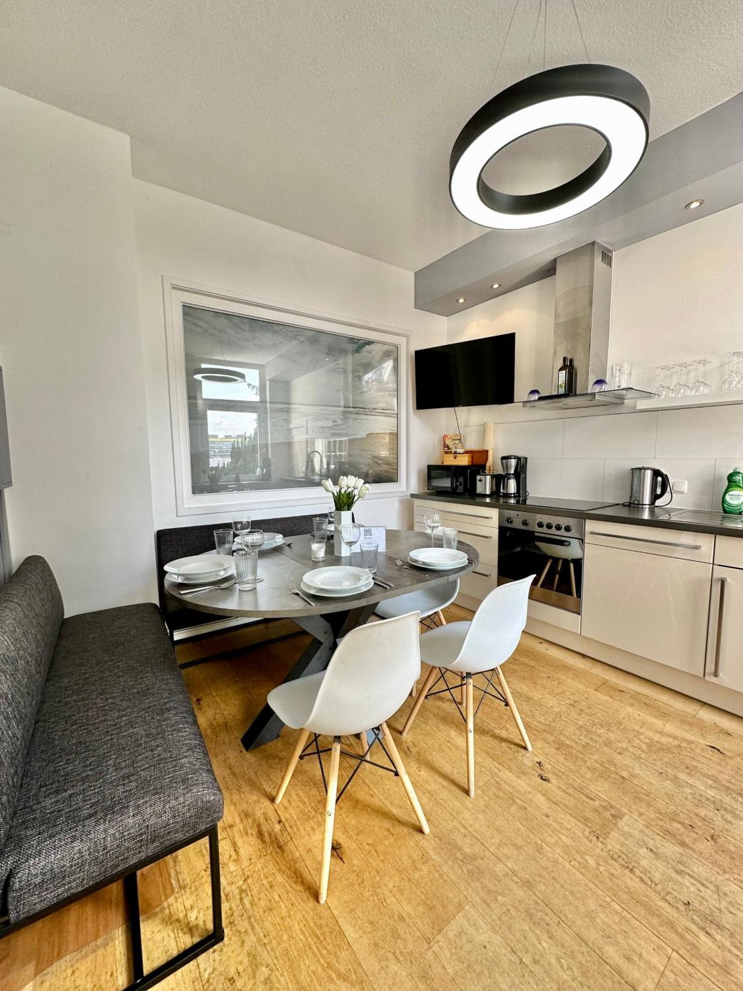 Geraeumiges City-Apartment Mit 2 Badezimmer Und Parkplaetzen D46-Og Oldenburg Eksteriør billede