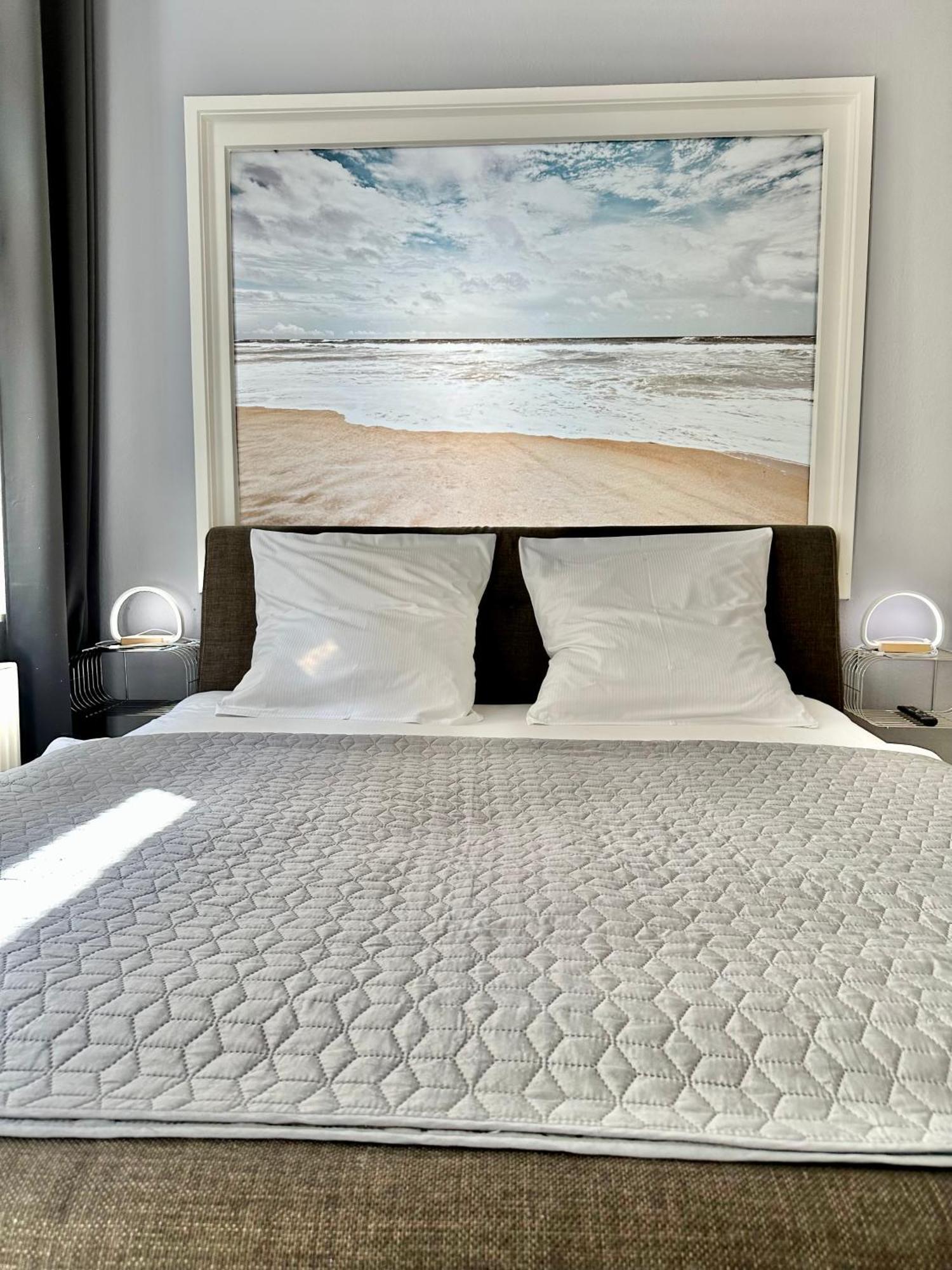 Geraeumiges City-Apartment Mit 2 Badezimmer Und Parkplaetzen D46-Og Oldenburg Eksteriør billede