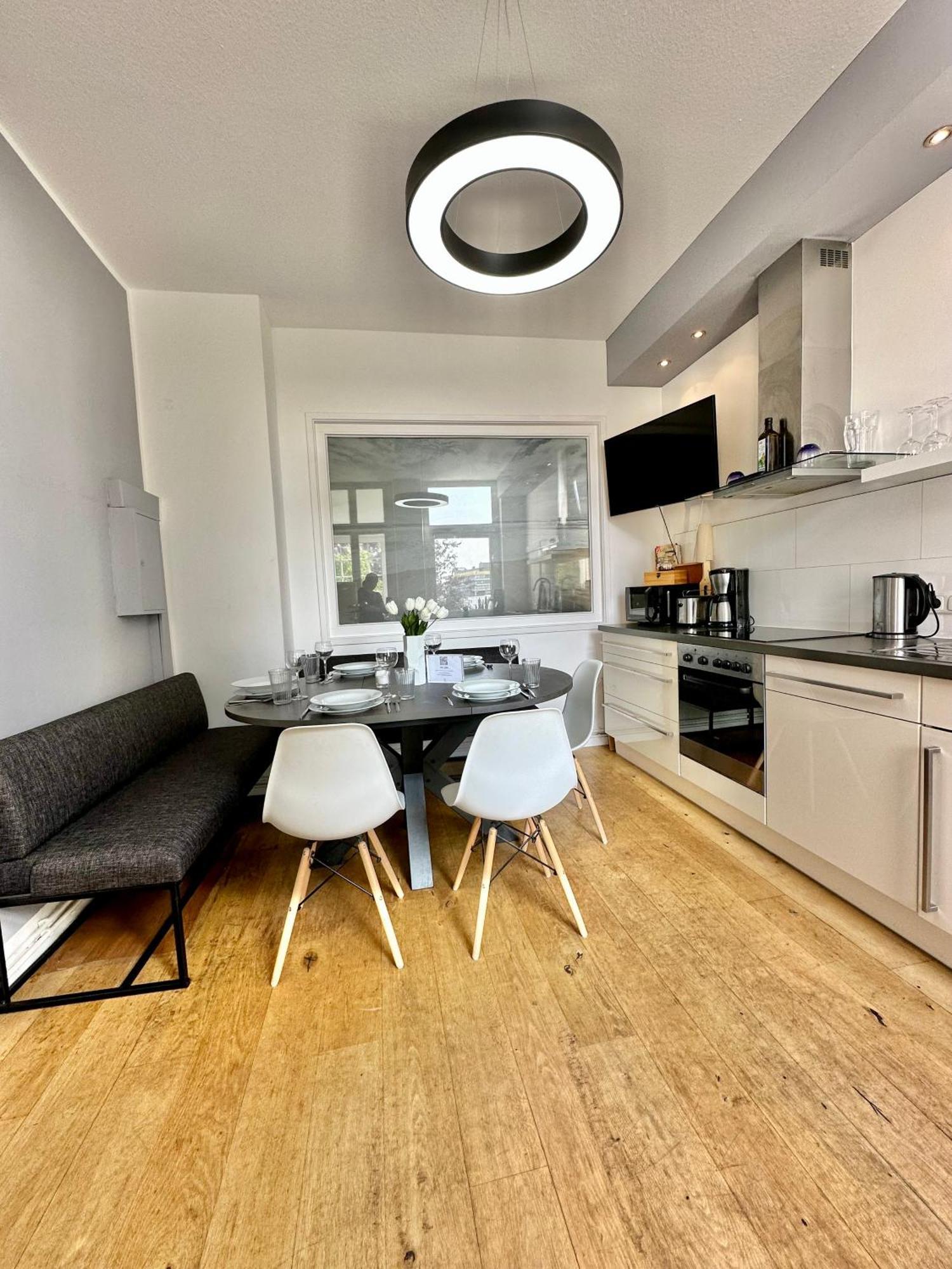 Geraeumiges City-Apartment Mit 2 Badezimmer Und Parkplaetzen D46-Og Oldenburg Eksteriør billede
