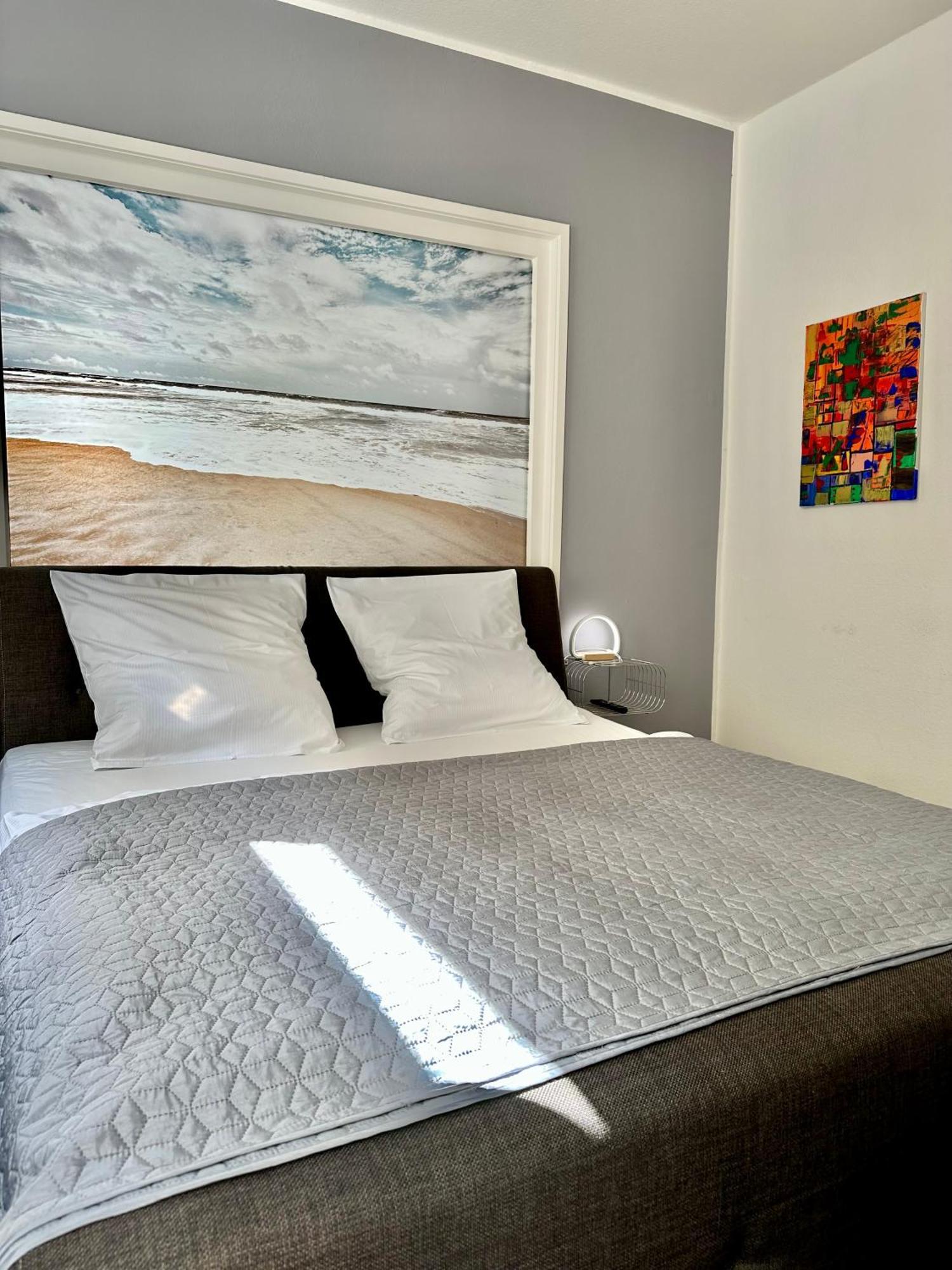 Geraeumiges City-Apartment Mit 2 Badezimmer Und Parkplaetzen D46-Og Oldenburg Eksteriør billede