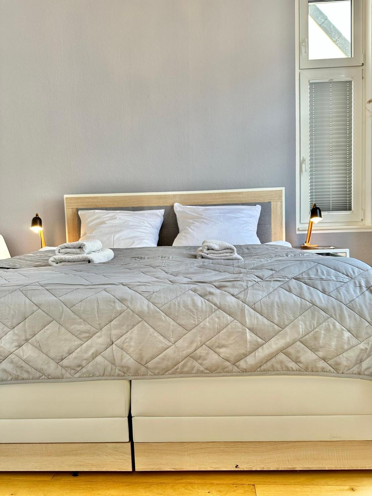 Geraeumiges City-Apartment Mit 2 Badezimmer Und Parkplaetzen D46-Og Oldenburg Eksteriør billede