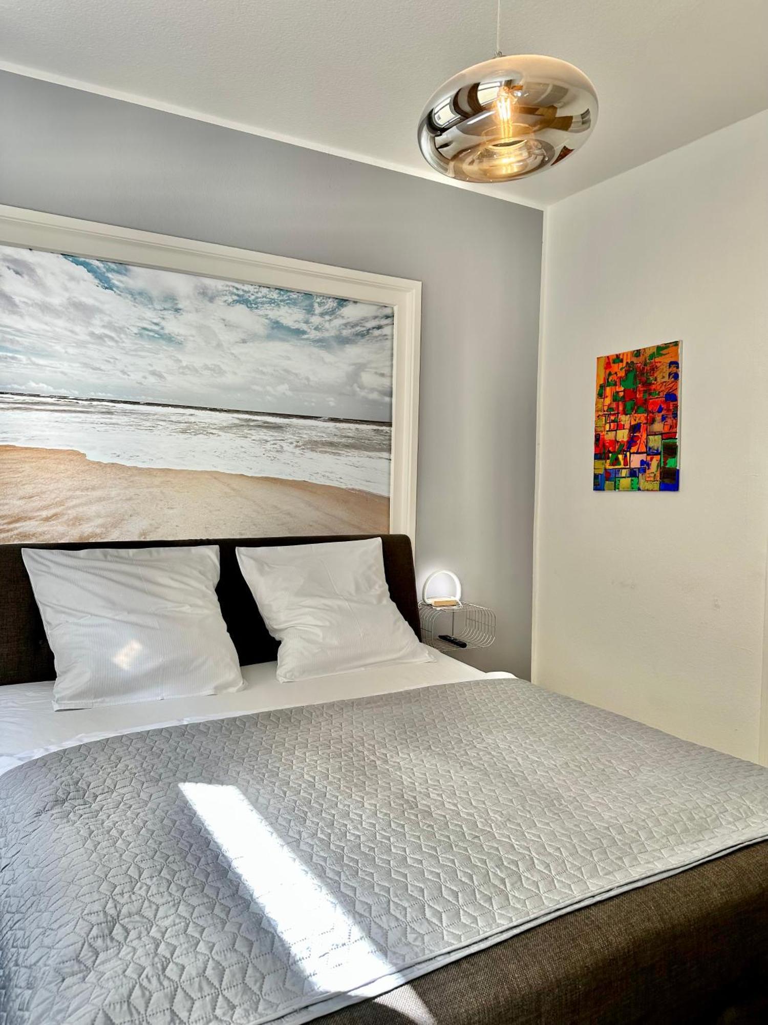 Geraeumiges City-Apartment Mit 2 Badezimmer Und Parkplaetzen D46-Og Oldenburg Eksteriør billede
