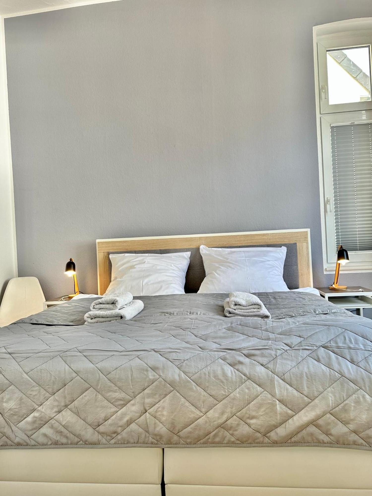 Geraeumiges City-Apartment Mit 2 Badezimmer Und Parkplaetzen D46-Og Oldenburg Eksteriør billede